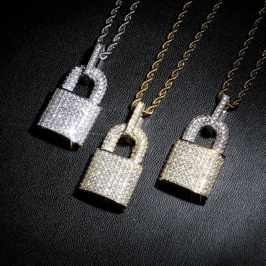 Iced Out 14k Gold White Gold Iced out Charm Pendant Necklace Delicate Lock Cubic Zirconia New Design Lock Padlock Necklace