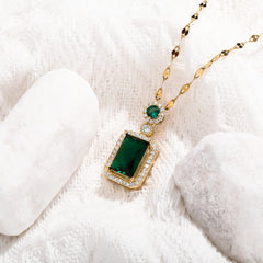 2022 Fashion Personalized Necklace Gold Silver Plated Green Zircon Jewelry Pendant Necklace For Women