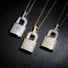 Iced Out 14k Gold White Gold Iced out Charm Pendant Necklace Delicate Lock Cubic Zirconia New Design Lock Padlock Necklace