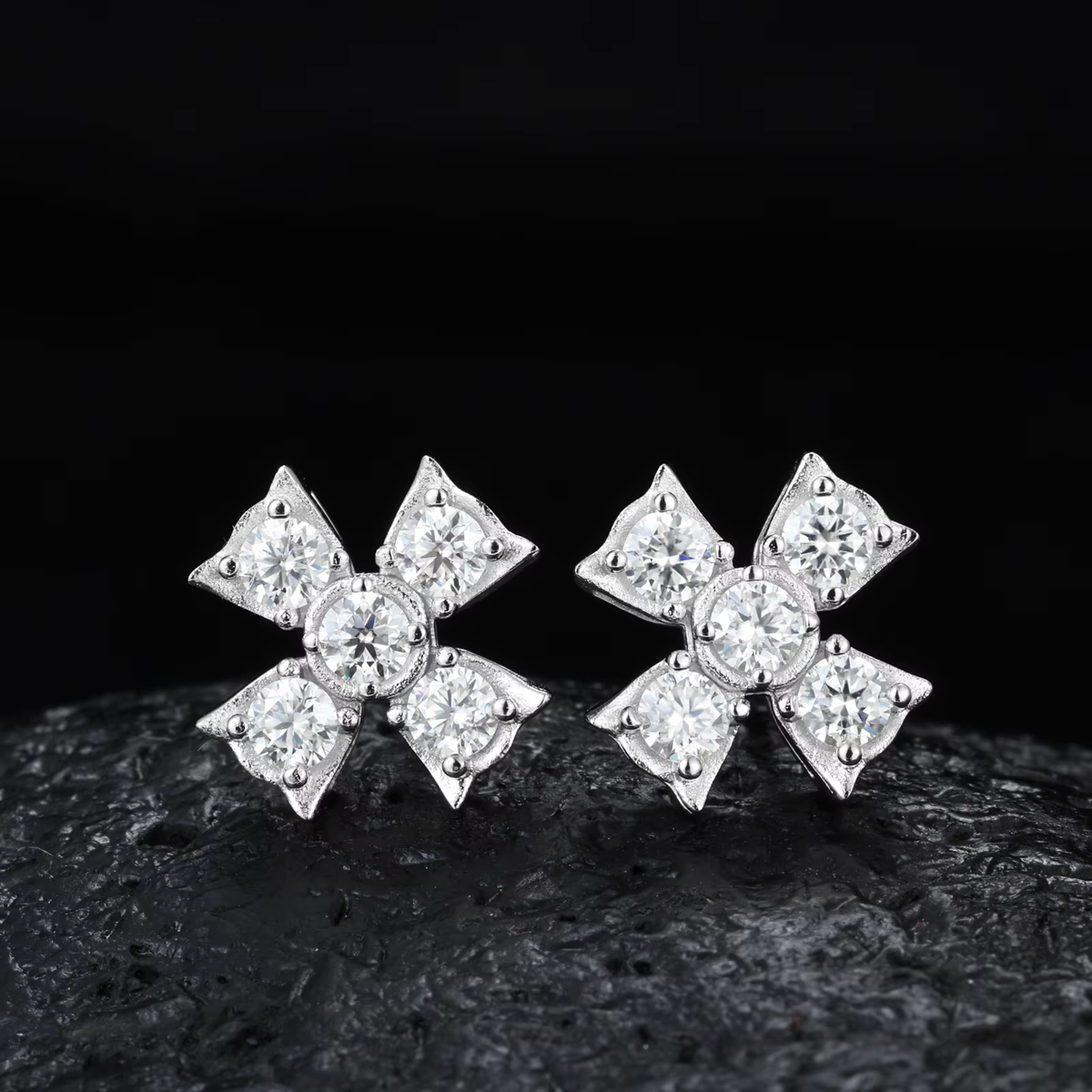 Ice Stone Sparkling Moissanite Four Leaf Stud Earrings