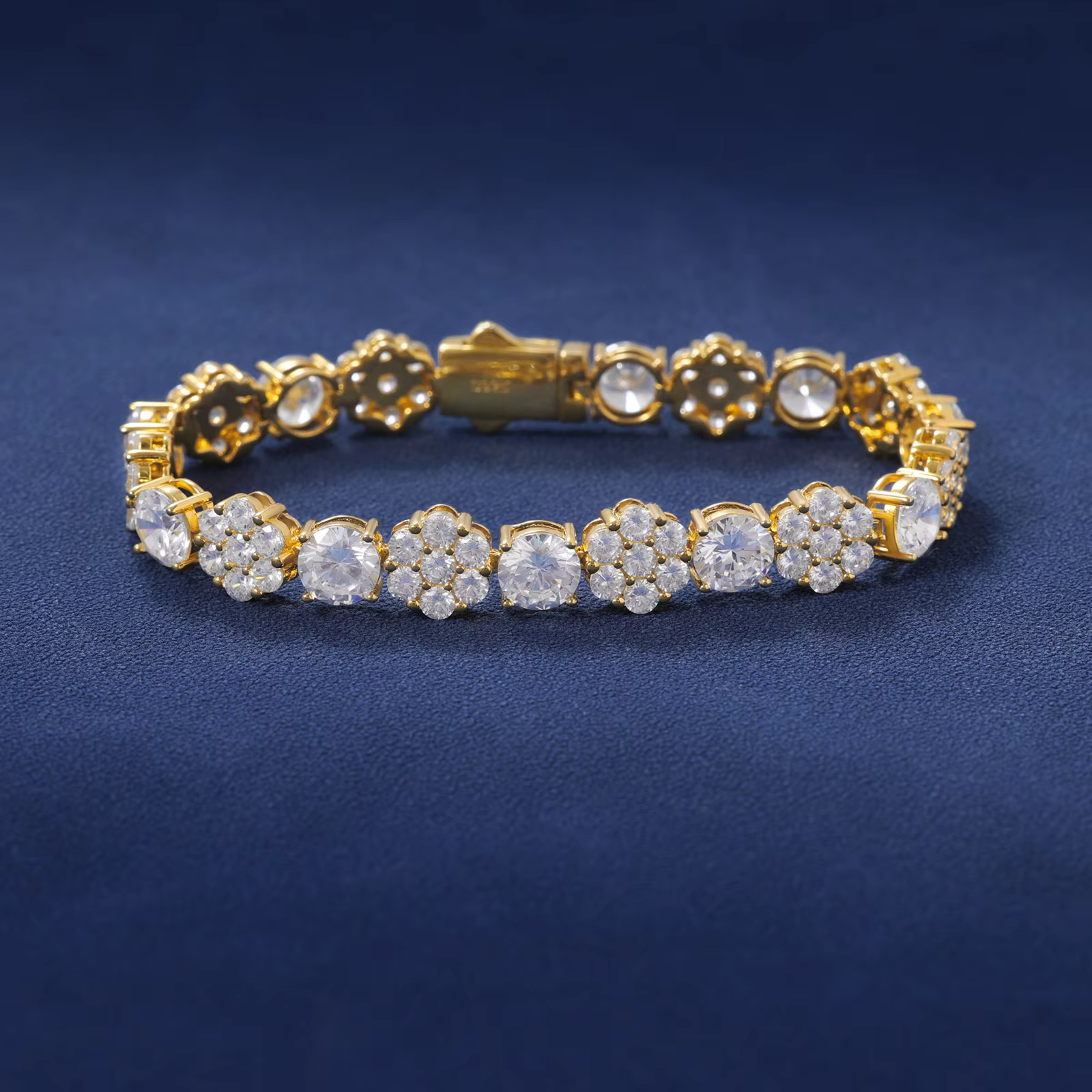 New Cluster Flower Design Bracelet Iced Out VVS D Moissanite Diamond Waterproof Tennis Chain Hip Hop 10mm Jewelry for Women Men