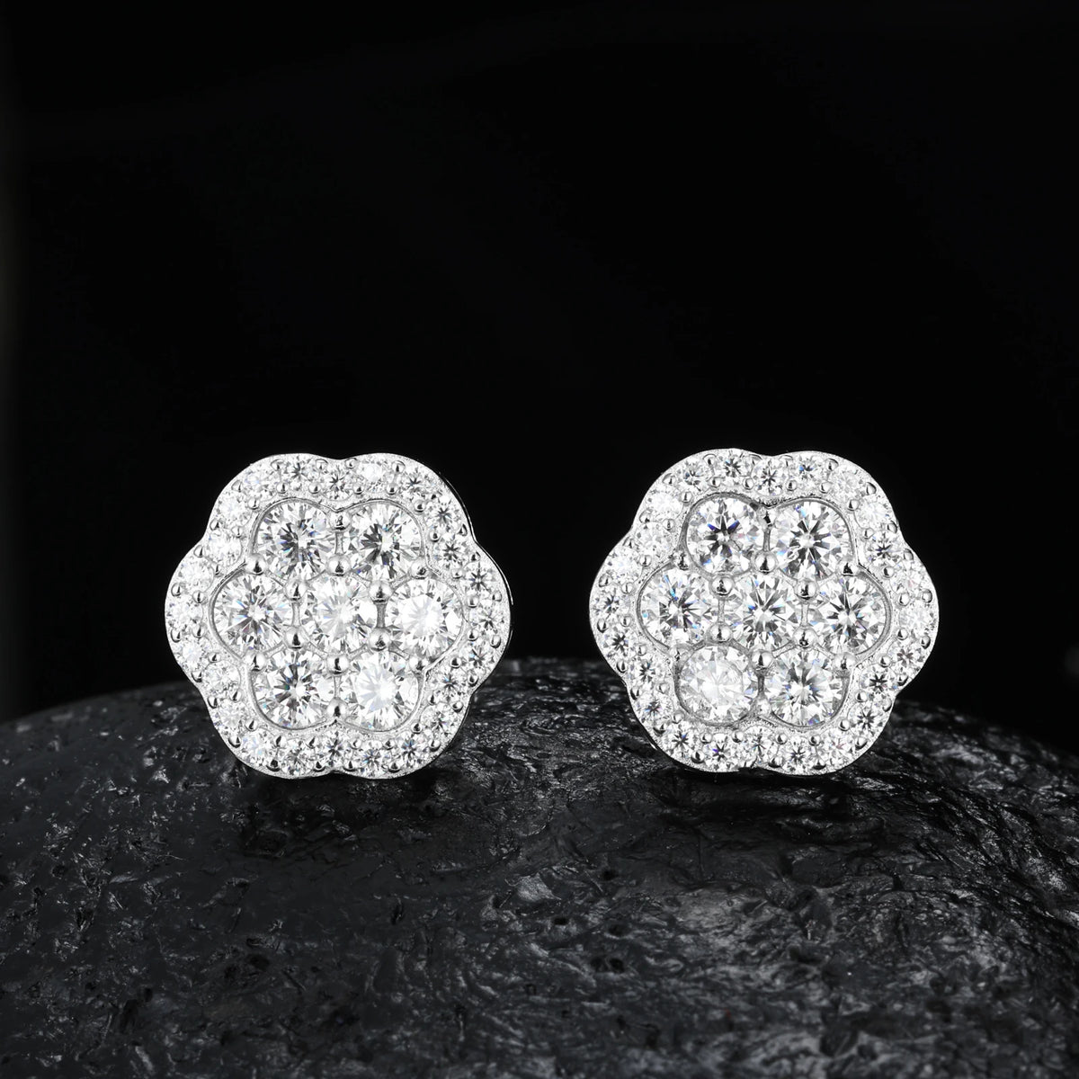 New Design Flower Moissanite Earrings Jewelry Unisex 925 Sterling Silver Classic Stud Diamond Earrings Fashion Jewelry for Gift