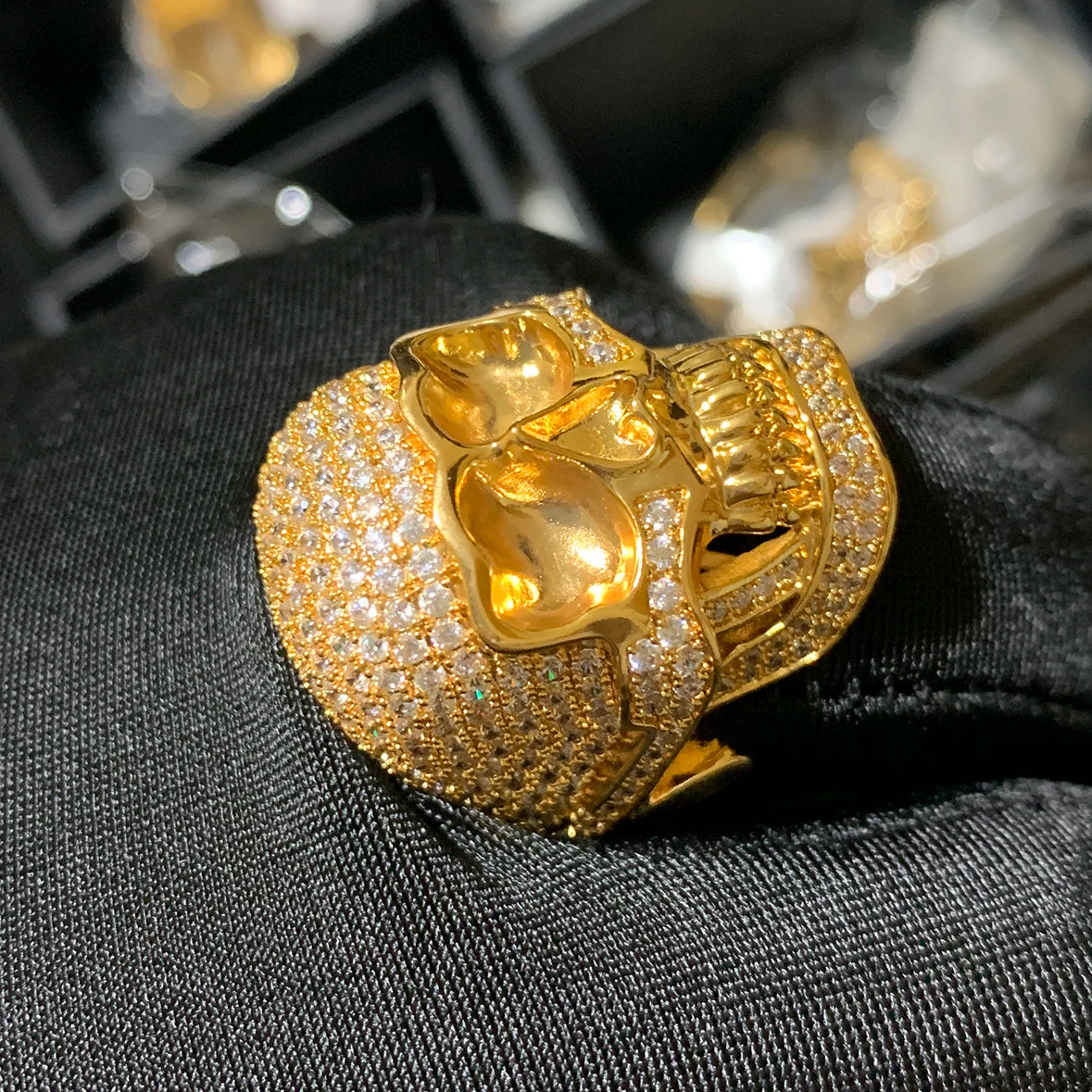 Personality 2019 hot selling Vintage Skull engraved skeleton Horrible Men brass zircon Punk Style bling bling iced out Ring