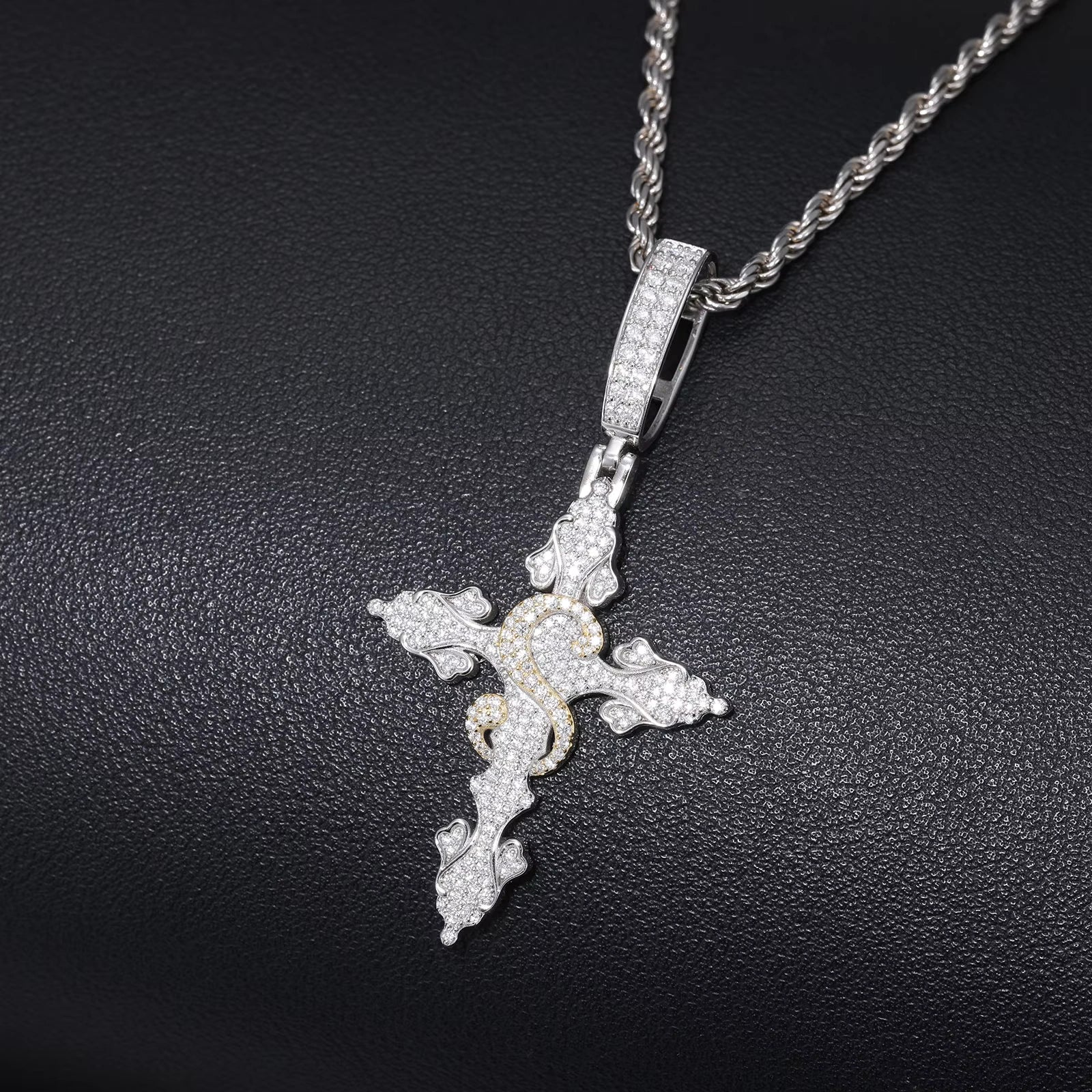 Ice Stone Wholesale 925 Sterling Silver Moissanite Diamond Iced Cross Pendant