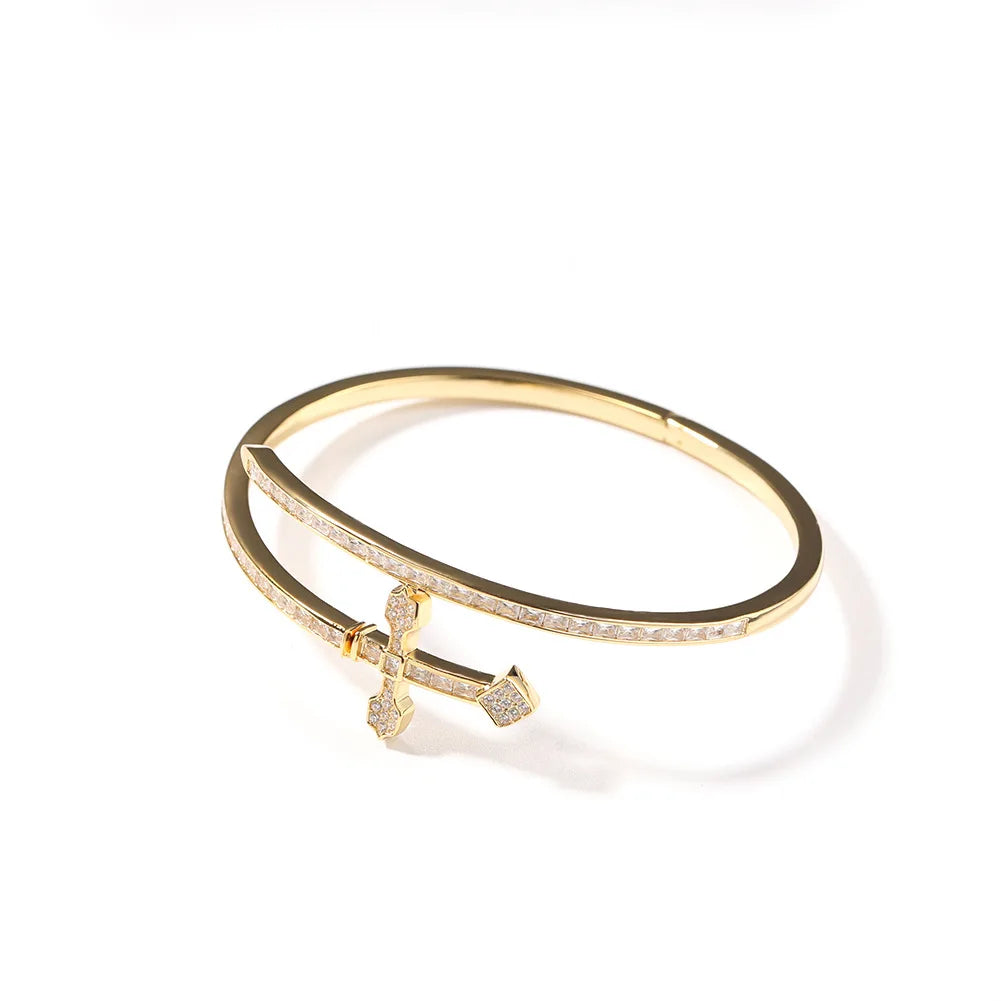 Top Icy Iced Out Wholesale Jewelry Adjustable Cross Bracelets Brass 18K Gold Plated 5A Bling CZ Diamond Bangle Bracelets