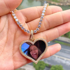 Ice Stone Custom Round Wing CZ Crystal Photo Frame Pendant