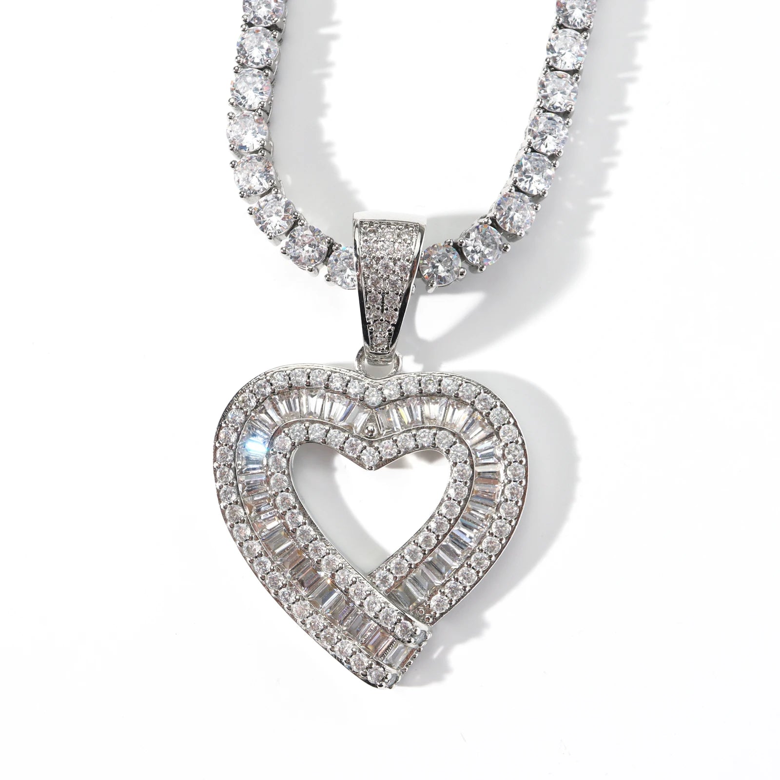 Top ICY Fashion Hip Hop Baguette Heart Pendants for Necklace Couples Men and Women love Romantic iced out pendant necklace