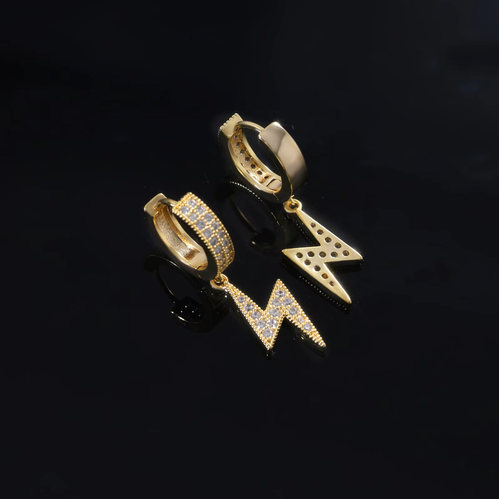 Ice Stone Fashion Hip Hop Lightning Bolt Dangle Cubic Zirconia Huggie Earrings