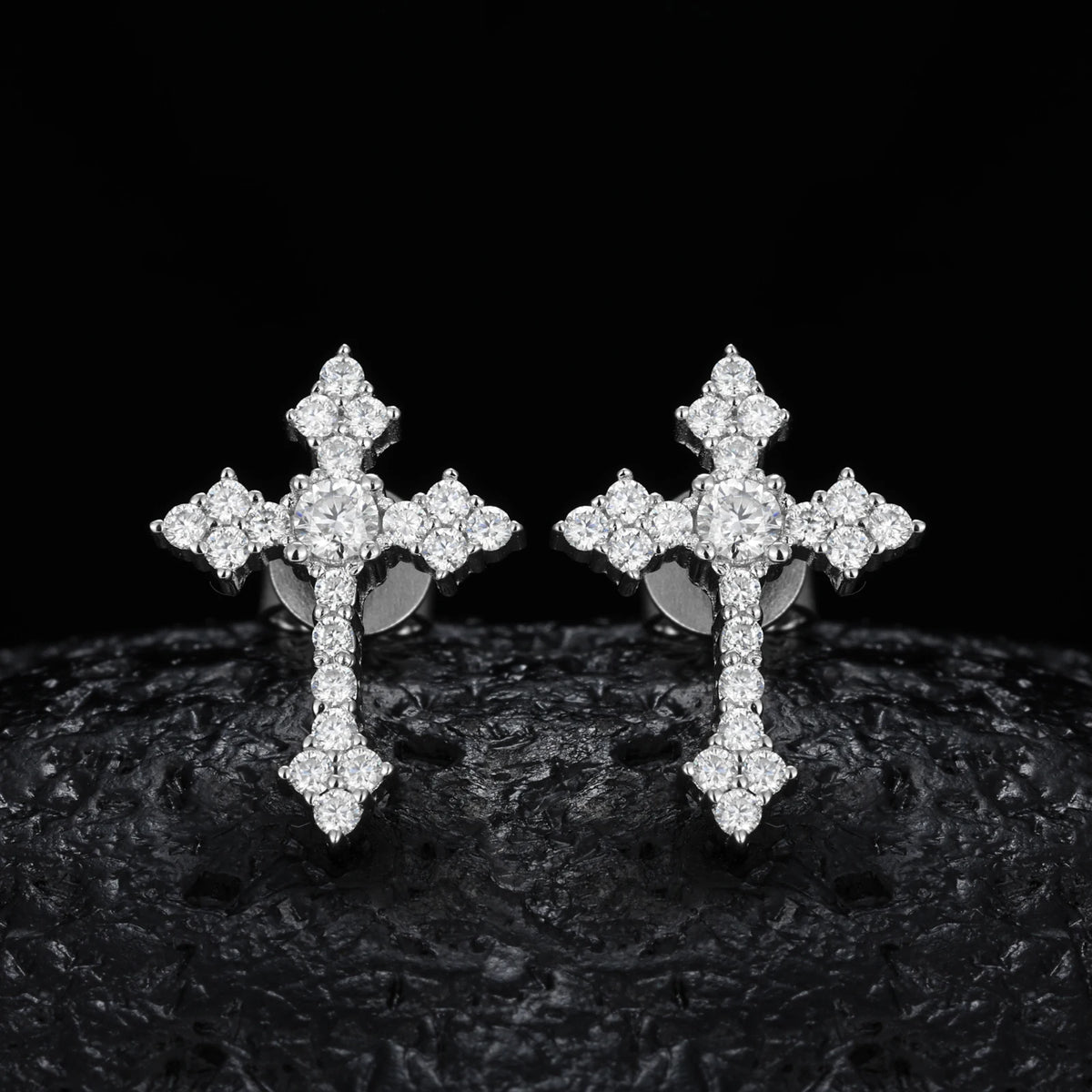 Hip Hop 925 Sterling Silver VVS Moissanite Diamond Iced Tapered Cross Stud Earrings for Men Religious Jewelry